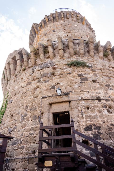 Apertura torre medievale